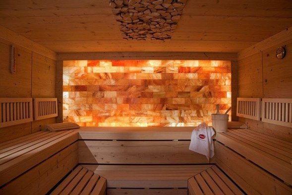 Плитка из гималайской соли Рустик 20х10х2,5 см